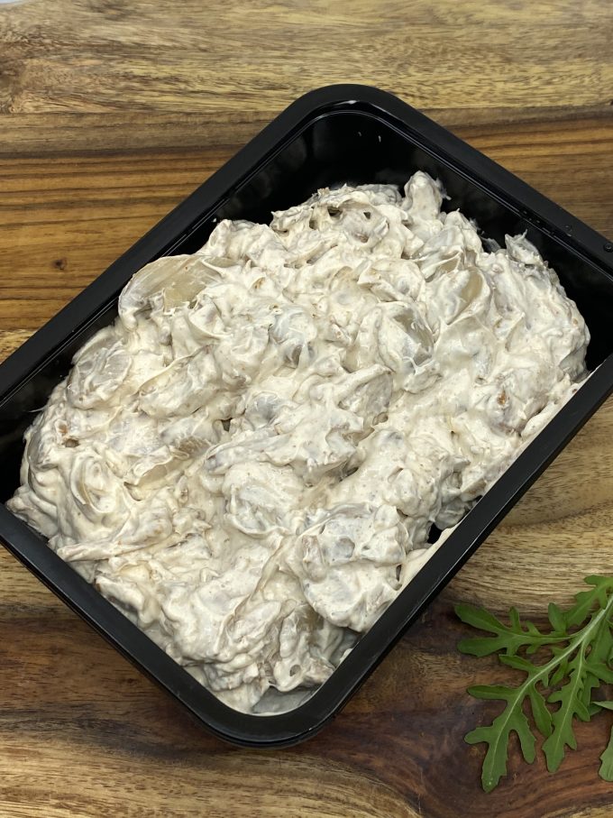 VARKENSHAAS IN CHAMPIGNONROOMSAUS